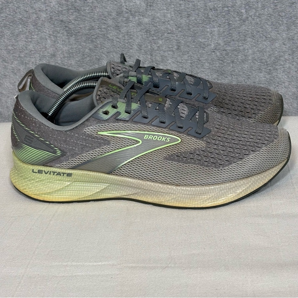 Brooks Levitate 6 Running Shoes-Primer Grey/Neon Green-Men Size 11.5